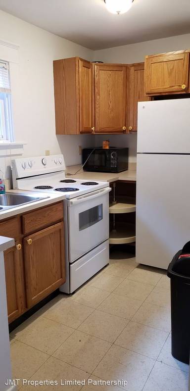 Main picture of 912 Walnut St
