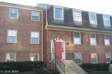 Main picture of 6036 Westchester Park Dr