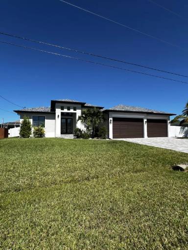 Main picture of 2807 SW 2nd Ln