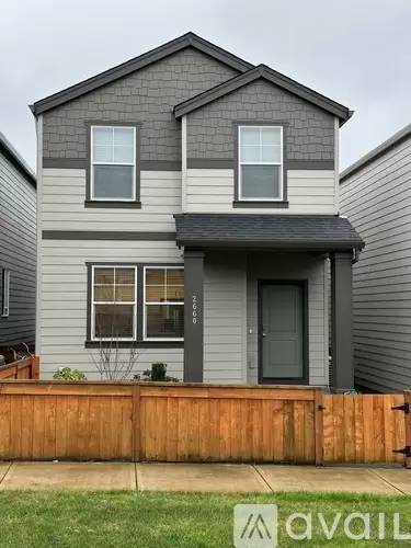 Main picture of 2660 NE 116th Pl