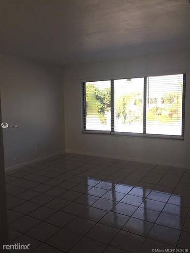 Main picture of 350 Madeira Ave