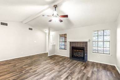 Main picture of 12900 Garfield Ln
