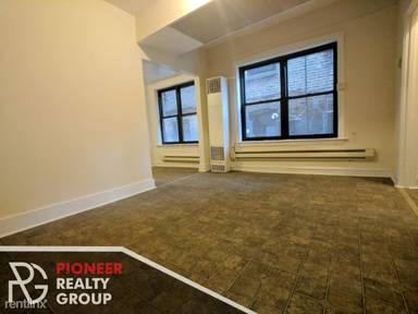 Main picture of 2840 N Orchard St