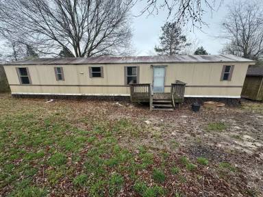 Main picture of 923 Bethlehem Church Rd