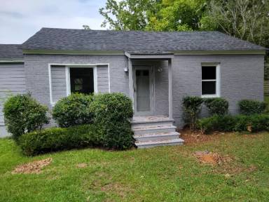 Main picture of 812 Pauline St