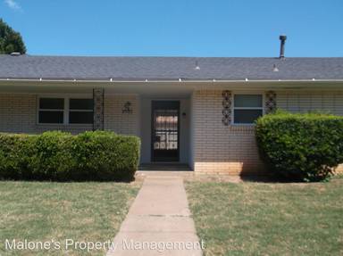 Main picture of 4701 Newport Dr