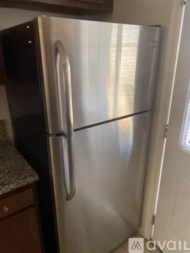 Main picture of 3029 E Paradise Ln