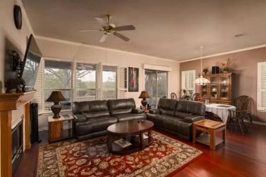 Main picture of 107 Yaupon Ln