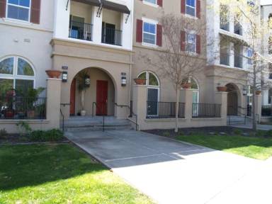 Main picture of 3240 Maguire Way