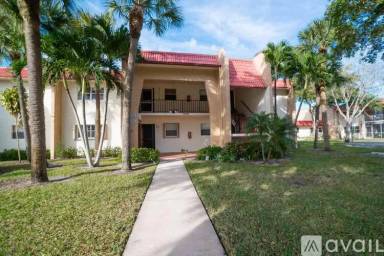 Main picture of 163 Lake Evelyn Dr