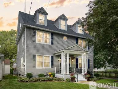 Main picture of 126 James St
