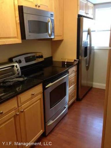 Main picture of 160 Newton St