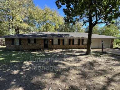 Main picture of 4450 Tena Dr