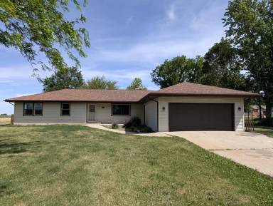 Main picture of 16571 1 St