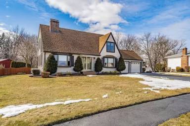 Main picture of 25 Danny Ln