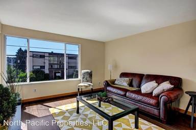 Main picture of 2213 Boylston Ave E