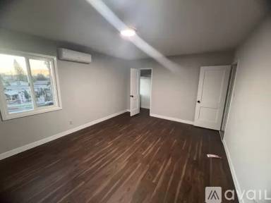 Main picture of 2402 Schoolside Ave
