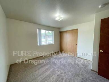 Main picture of 2615 2619 125 Ave