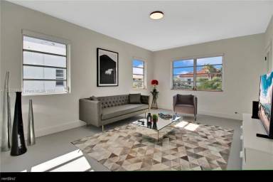 Main picture of 815 W 39th St