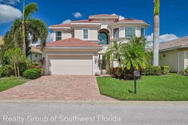 Main picture of 19721 Tesoro Way