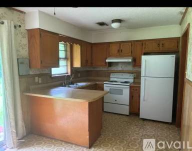 Main picture of 409 J W Davis Dr