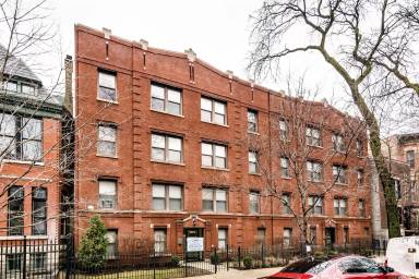 Main picture of 2222 N Bissell St