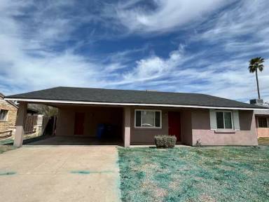 Main picture of 4722 E Saint Charles Ave