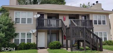 Main picture of 3204 Village Dr SW