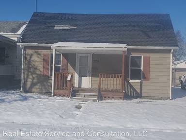 Main picture of 1707 E Moffat Ave