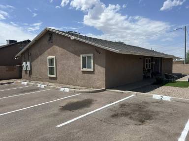 Main picture of 1062 N 27th St