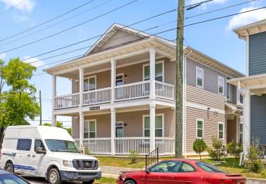 Main picture of 2103 Union Ave