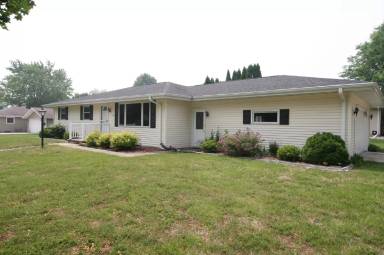 Main picture of 1701 Thelen Ave