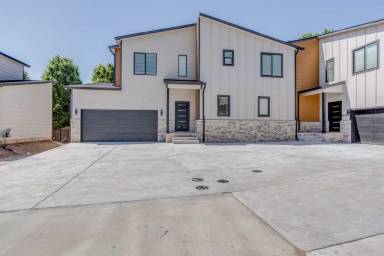 Main picture of 8537 West 37th Street North - 1