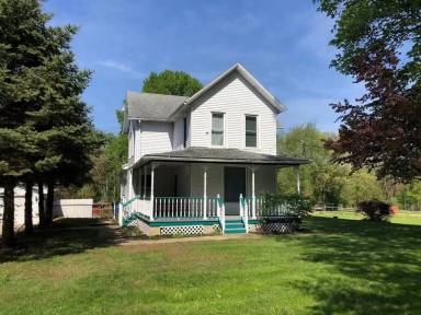 Main picture of 1106 N Wozniak Rd