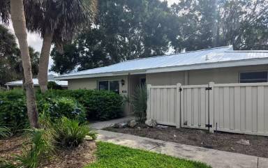 Main picture of 11456 W Bayshore Dr