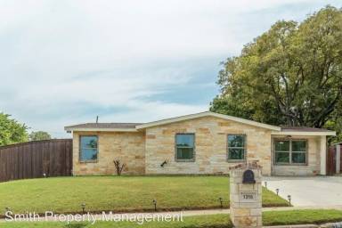 Main picture of 1316 E Inwood Dr