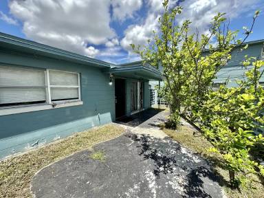 Main picture of 1331-1343 West Point Dr