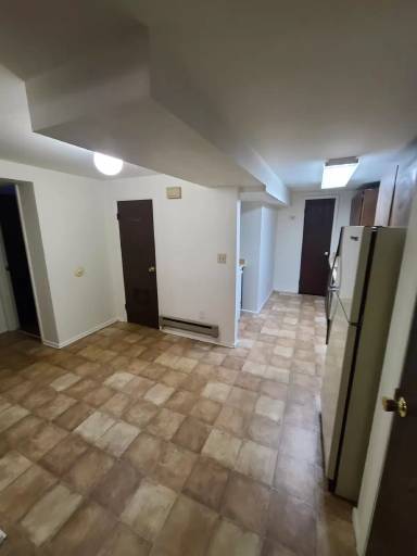 Main picture of 2291 S Windsor St