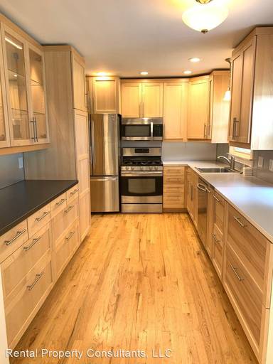 Main picture of 4371 Wilfred Ave SW