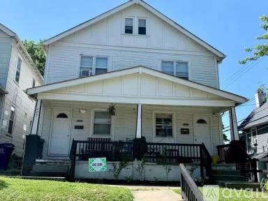 Main picture of 203 E Duncan St