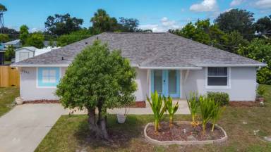 Main picture of 3255 Jamestown St