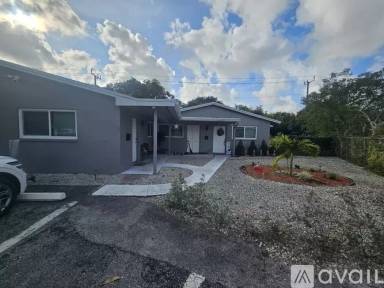 Main picture of 5740 NW 11th St