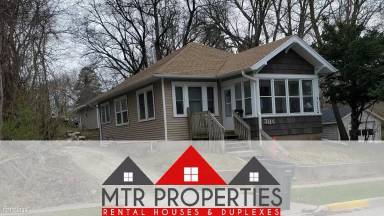 Main picture of 3114 Woodland St