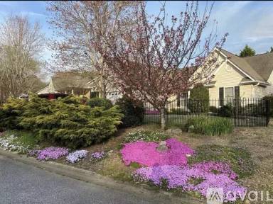 Main picture of 175 Grand Oak Cir