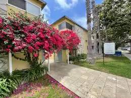 Main picture of 3753 S Barrington Ave