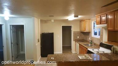 Main picture of 8714 Holly St