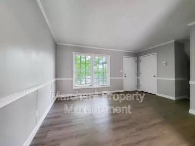 Main picture of 719 Amy Gray St