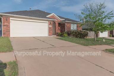 Main picture of 16416 Oconee Creek Dr