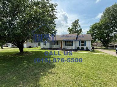 Main picture of 2122 Old Greenbrier Pike
