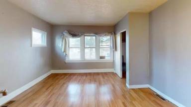 Main picture of 373 West Avenue